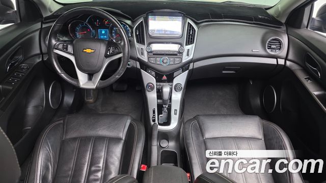 Chevrolet Korea Cruze — interior