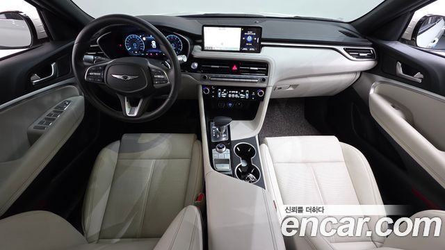 Genesis G70 — interior