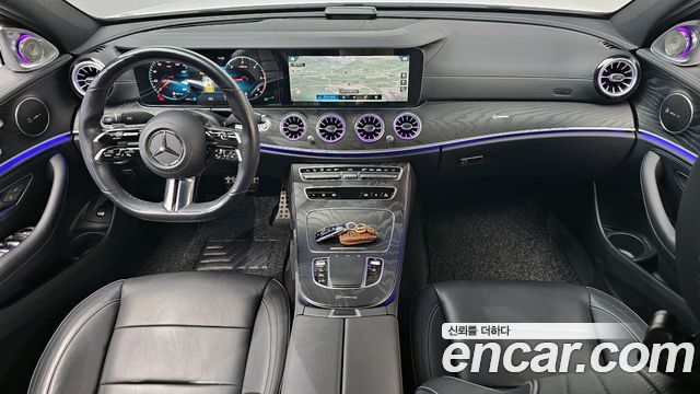 Mercedes-Benz E-Class — interior
