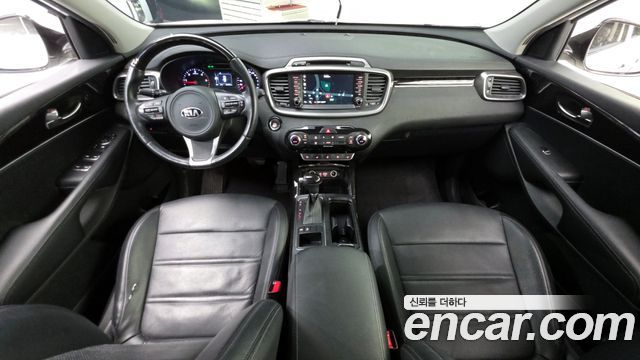 Kia Sorento — interior