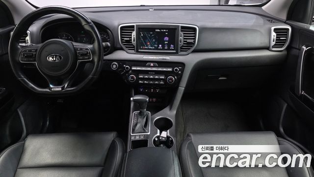 Kia Sportage — interior