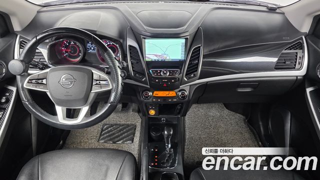 KG Mobility Korando — interior