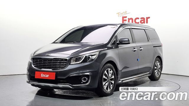 Kia Carnival — exterior