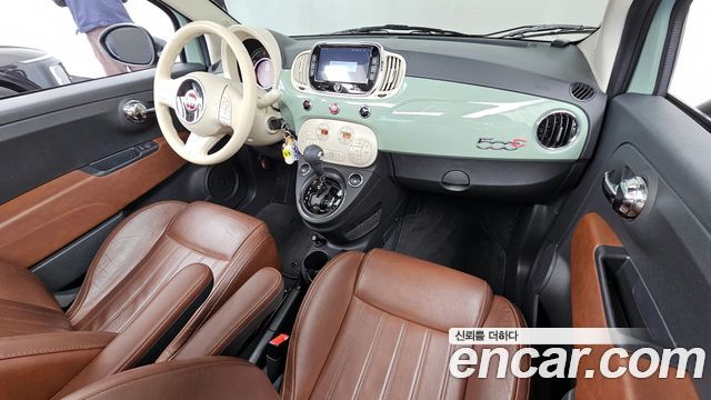 Fiat 500 — interior