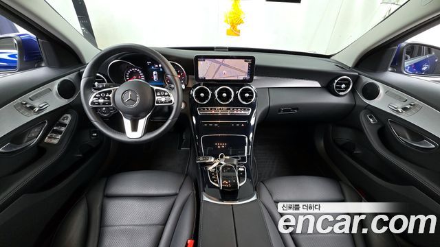 Mercedes-Benz C-Class — interior