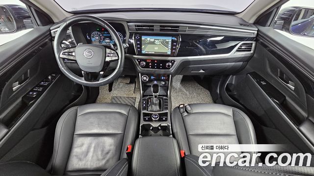 KG Mobility Korando — interior