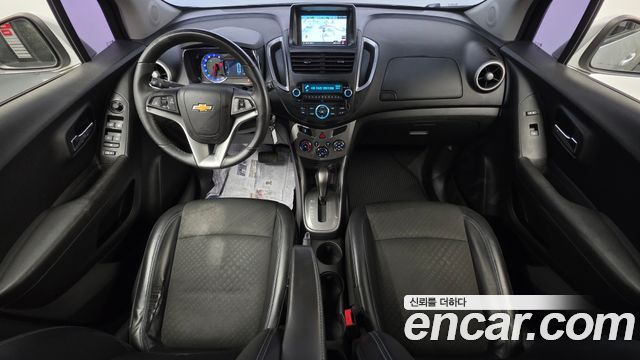 Chevrolet Korea Trax — interior