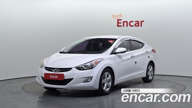 Hyundai Avante — exterior