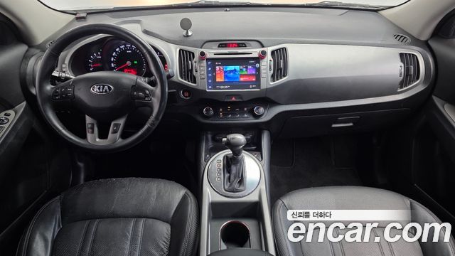 Kia Sportage — interior