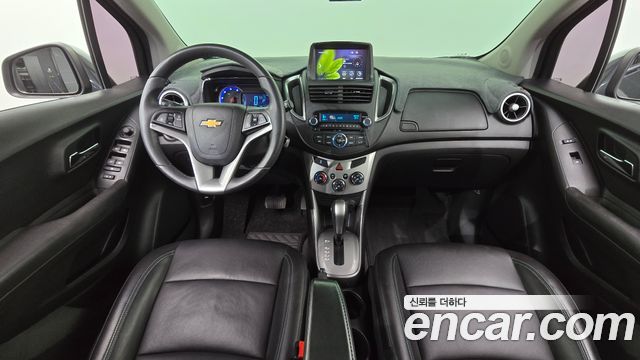 Chevrolet Korea Trax — interior