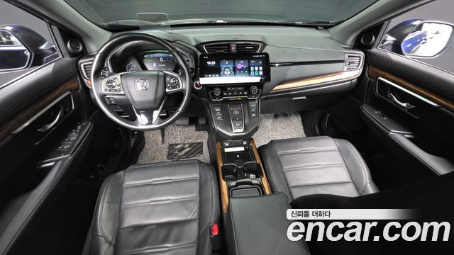 Honda CR-V — interior