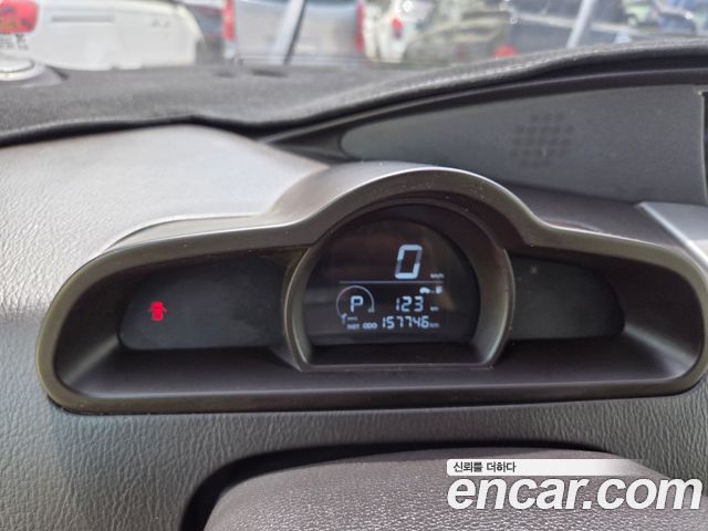 KG Mobility Korando — interior
