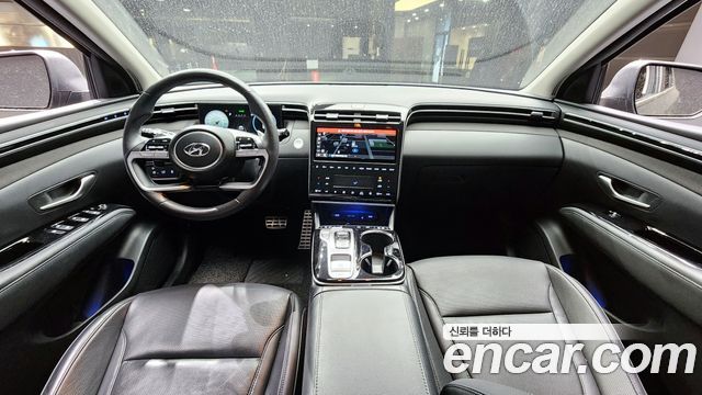 Hyundai Tucson — interior