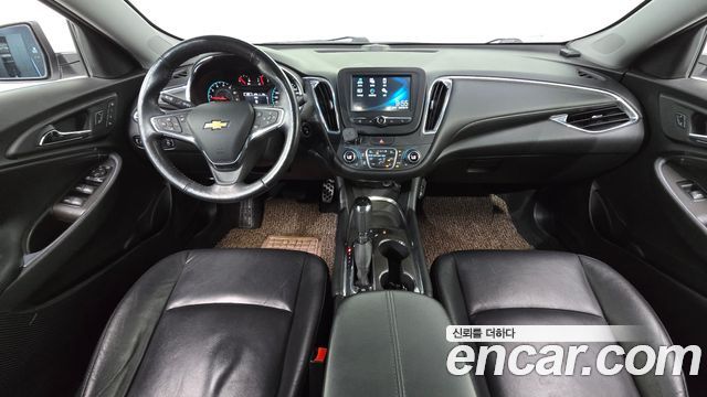 Chevrolet Korea Malibu — interior
