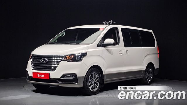 Hyundai Starex