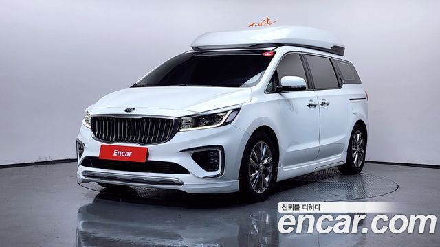 Kia Carnival — exterior