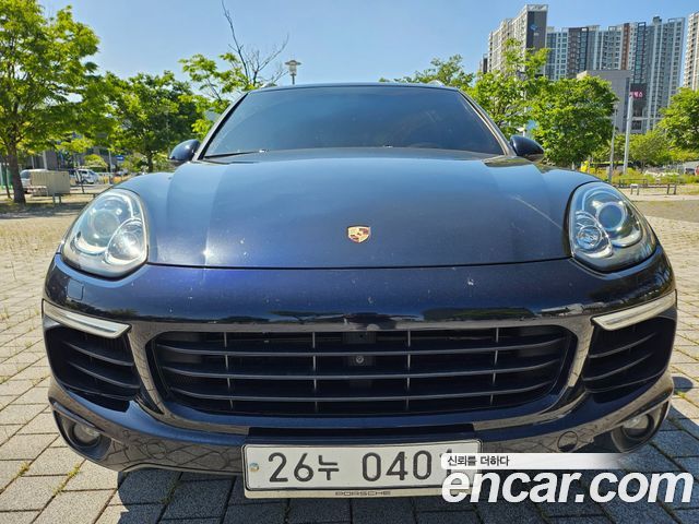 Porsche Cayenne — exterior