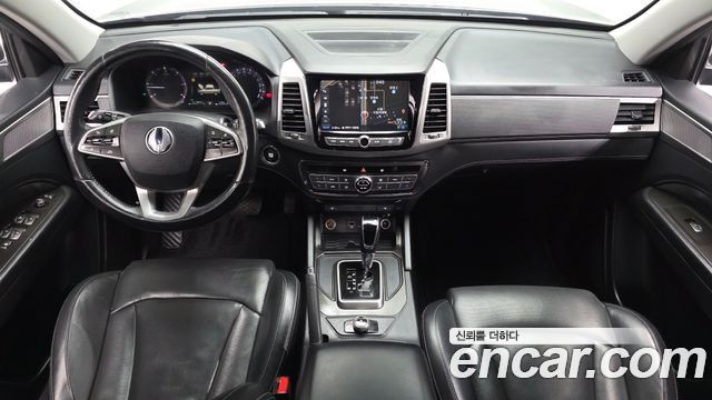 KG Mobility Rexton — interior