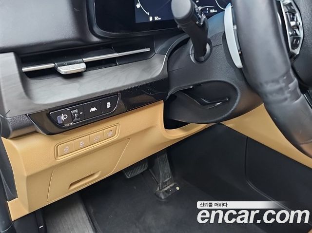 Kia Carnival — interior