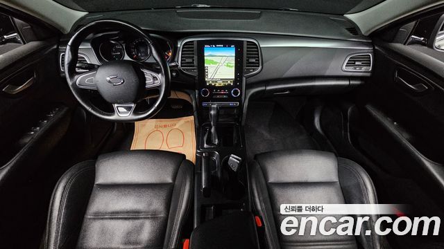 Renault Korea SM6 — interior