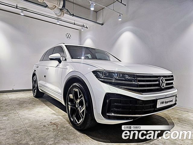 Volkswagen Touareg — exterior