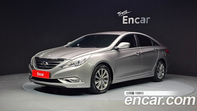 Hyundai Sonata — exterior