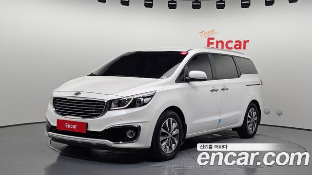 Kia Carnival — exterior