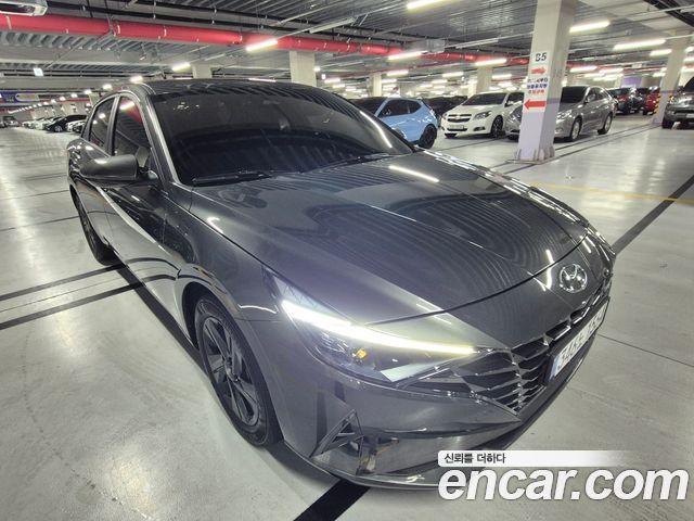 Hyundai Avante — exterior