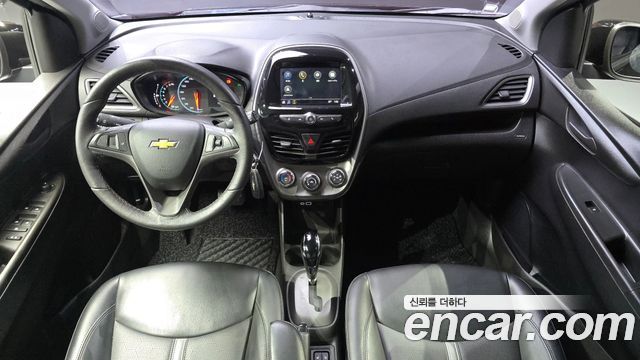 Chevrolet Korea Spark — interior
