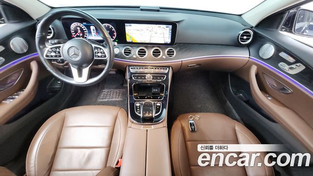 Mercedes-Benz E-Class — interior