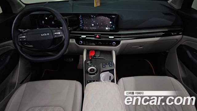 Kia Sportage — interior