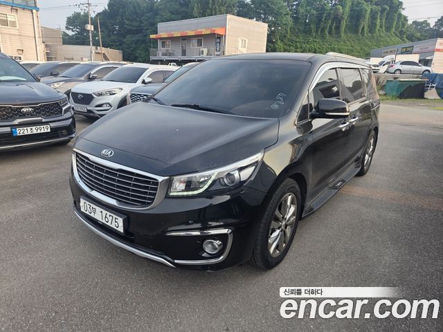 Kia Carnival — exterior