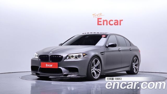 BMW M5 — exterior