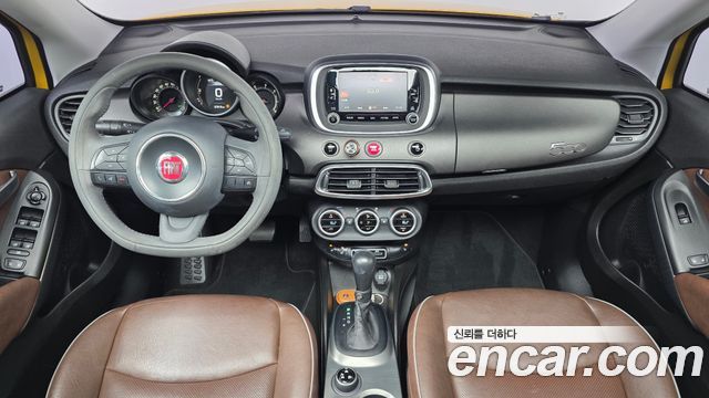 Fiat 500X — interior