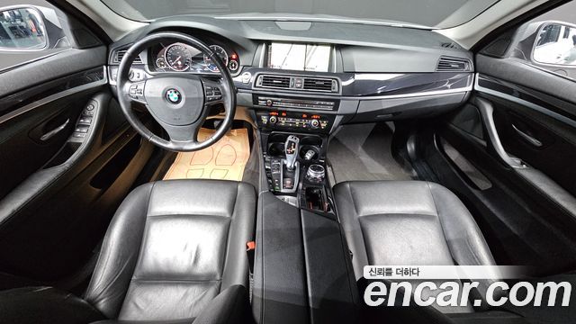 BMW 5 Series — interior