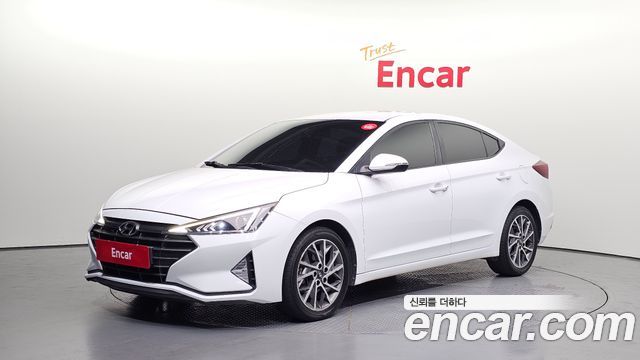 Hyundai Avante — exterior