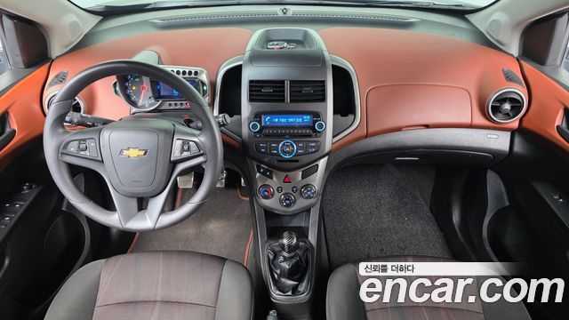 Chevrolet Korea Aveo — interior