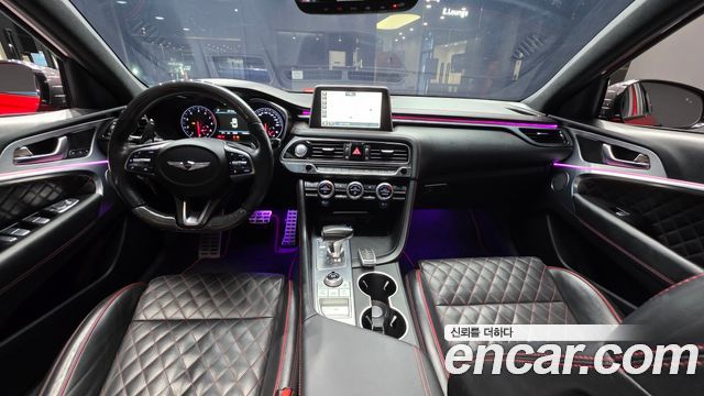 Genesis G70 — interior