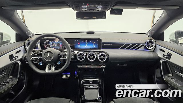 Mercedes-Benz CLA-Class — interior