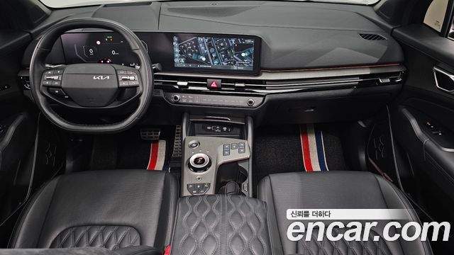 Kia Sportage — interior