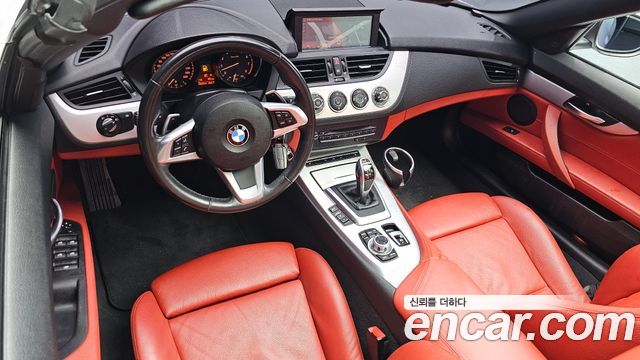 BMW Z4 — interior