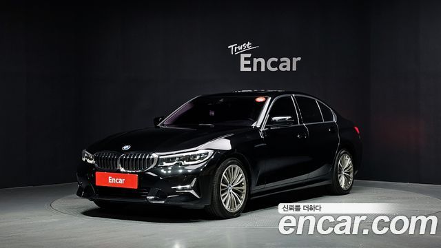 BMW 3 Series — exterior
