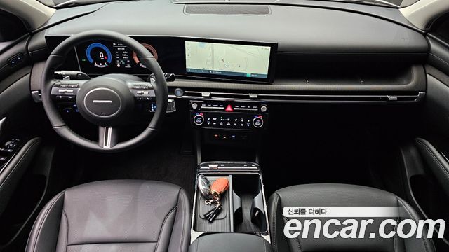 Hyundai Tucson — interior