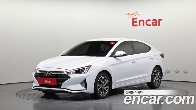 Hyundai Avante — exterior