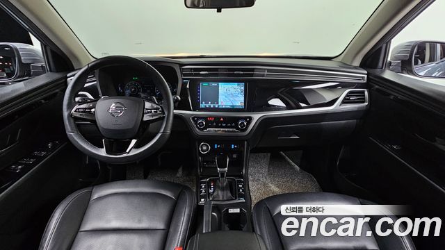 KG Mobility Korando — interior