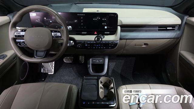 Hyundai IONIQ 5 — interior