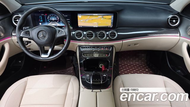 Mercedes-Benz E-Class — interior