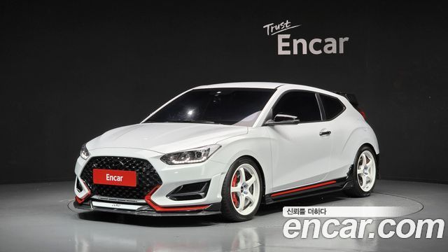Hyundai Veloster — exterior