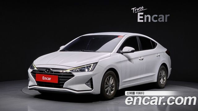 Hyundai Avante — exterior
