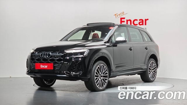 Audi SQ7 — exterior